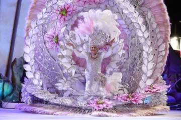 Gala de la Gran Dama del Carnaval capitalino 2022/Antonio Alí y Lpcarnaval.